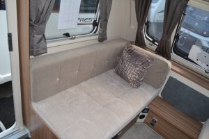 Swift Ace Envoy