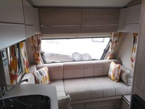 Elddis Xplore 304 2022