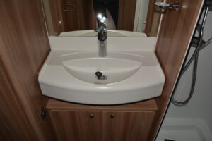 Swift Corniche 17/4