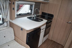 Coachman VIP 545