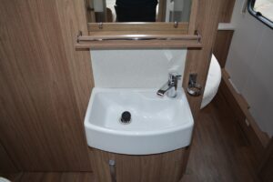 Coachman VIP 545