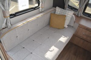 Coachman V.I.P 575 2018