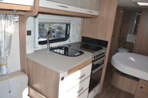Coachman V.I.P 575 2018
