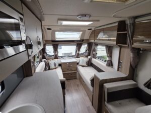 Swift Corniche