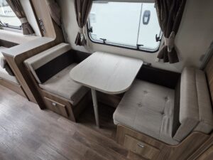Swift Corniche