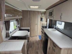 Swift Corniche